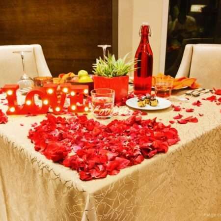 How to Set up a Table for the Perfect Date