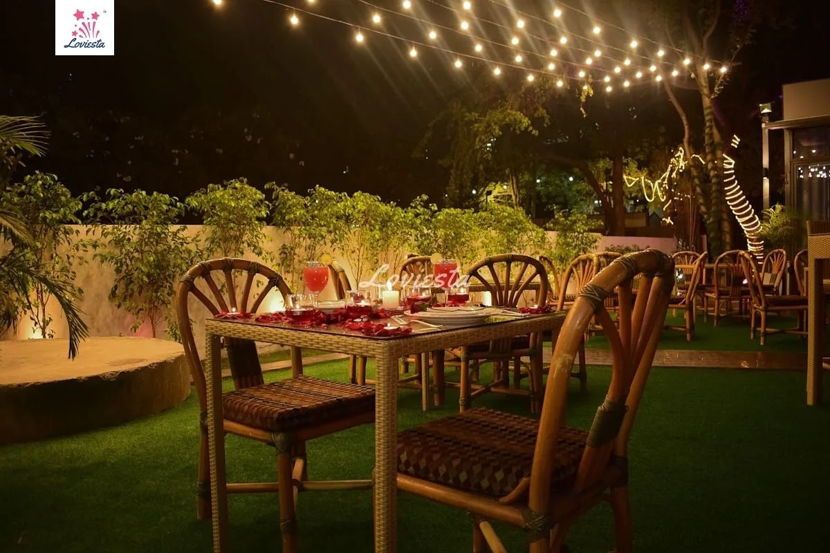 Romantic Outdoor Candlelight Dinner in Gurugram