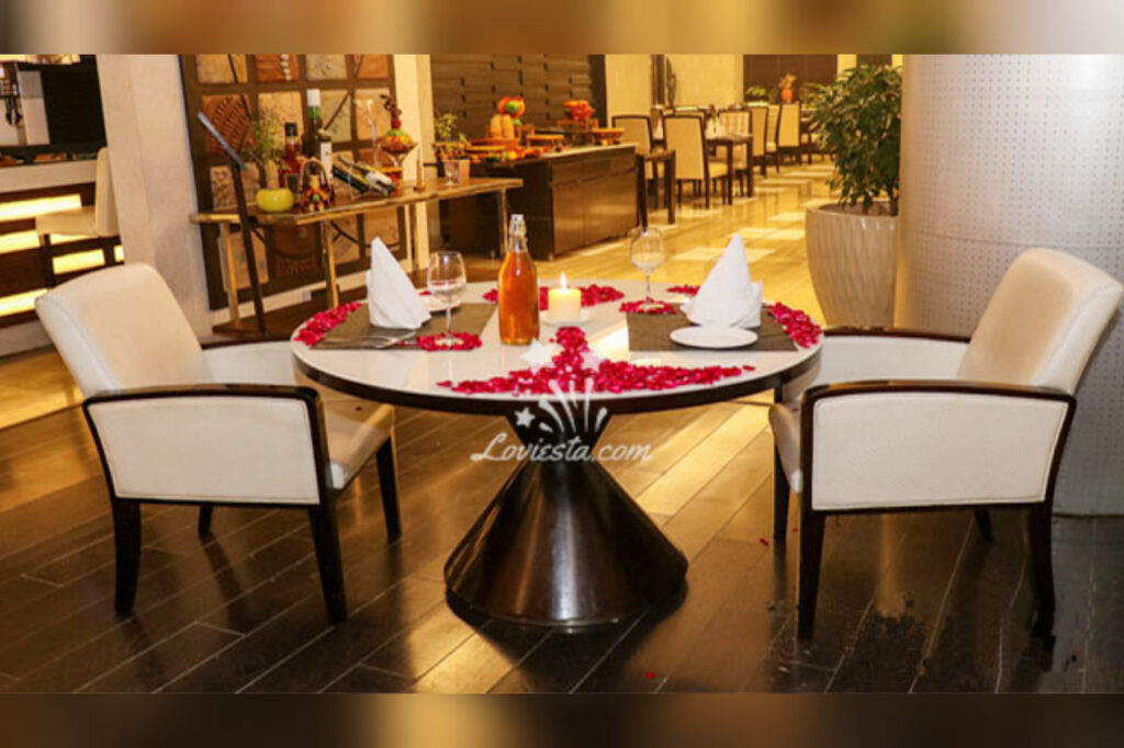 Luxurious Romantic Candlelight Dinner In Gurugram