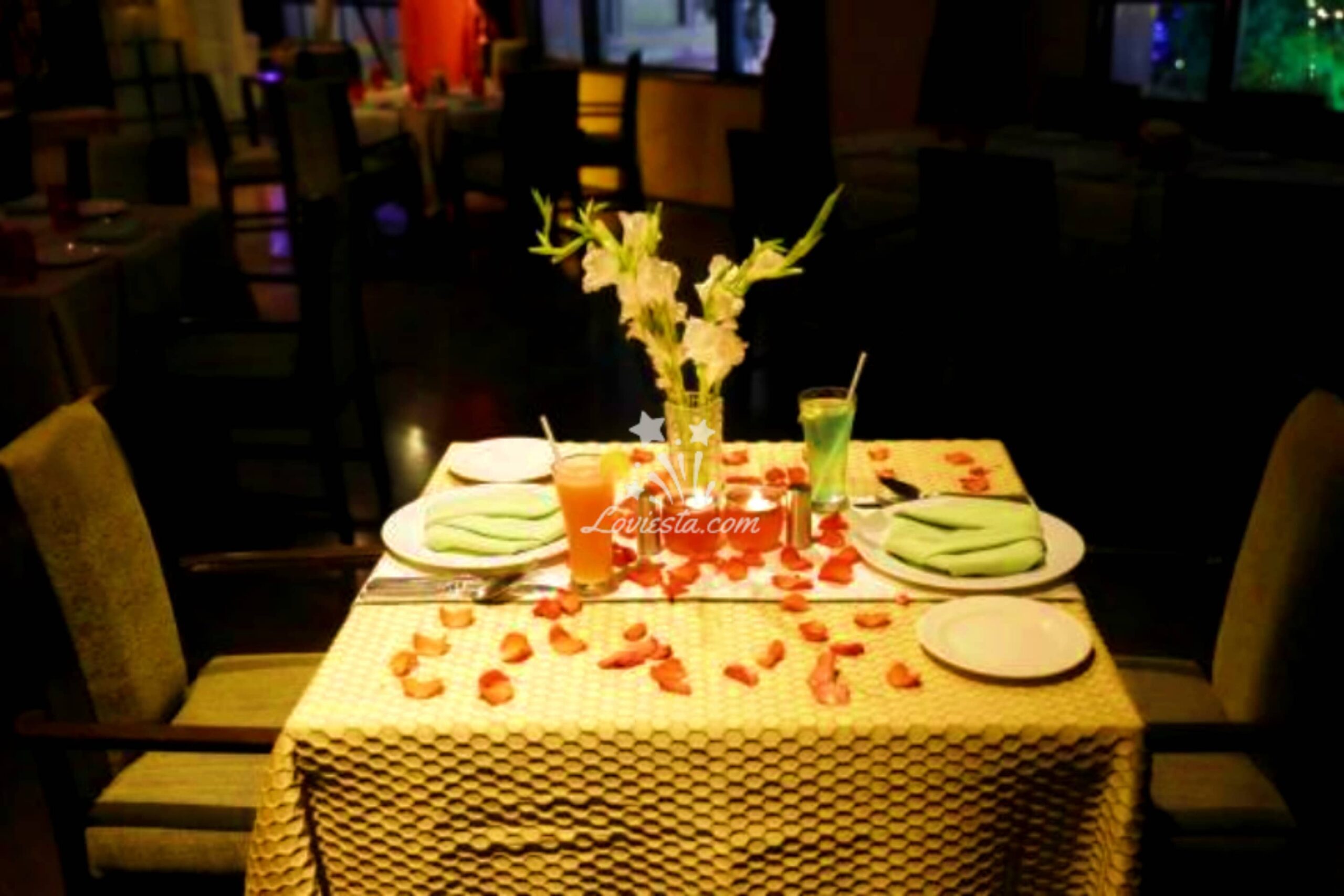 Alluring Candlelight Dinner In Spice Junxion At Taj Deccan In Hyderabad