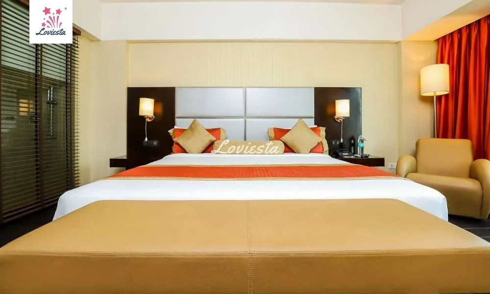 Romantic stay with candlelight dinner at sector 29 gurugram