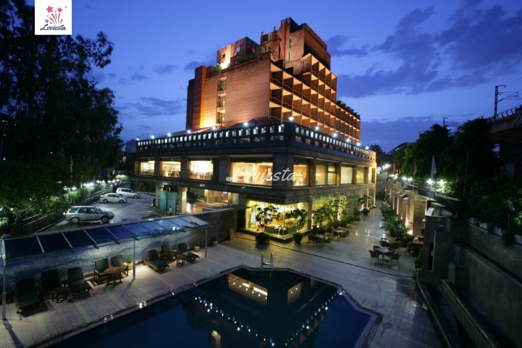 Poolside Candlelight Dinner In New Delhi, Jaypee Siddharth, 5 Star Hotel