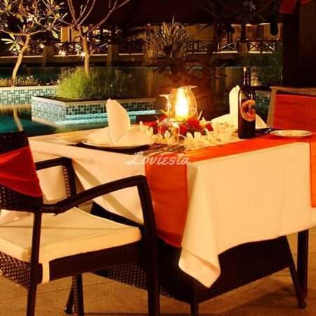 Open Air Romantic Dinner At 5 Star Hotel In Bangalore