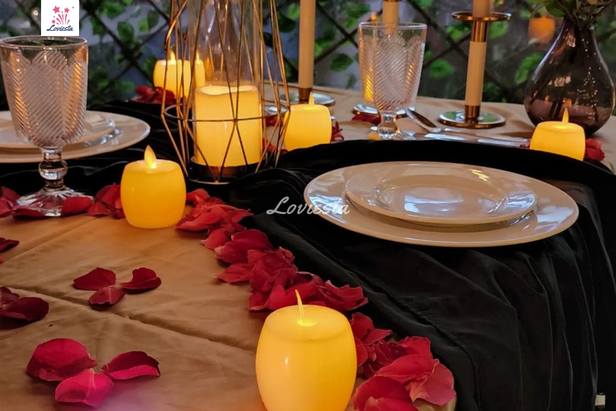 12 Stylish Valentine's Day Tablescape Ideas - Romantic Table Decor