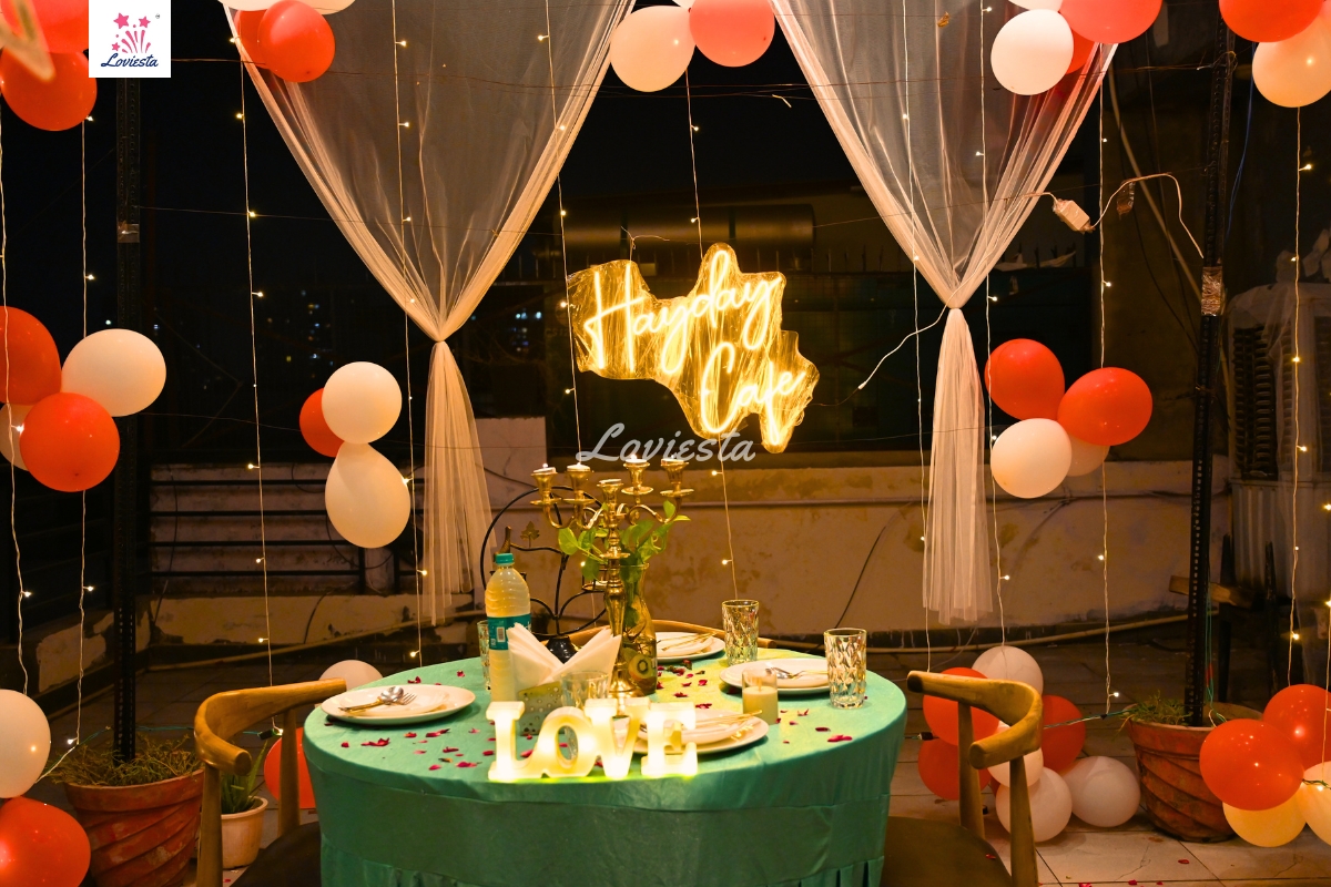 Private Rooftop Candlelight Dinner In Gurgaon