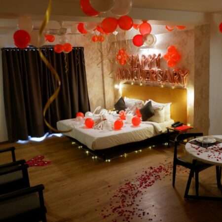Romantic Stay & Candlelight Dinner At Sector 27, Gurugram