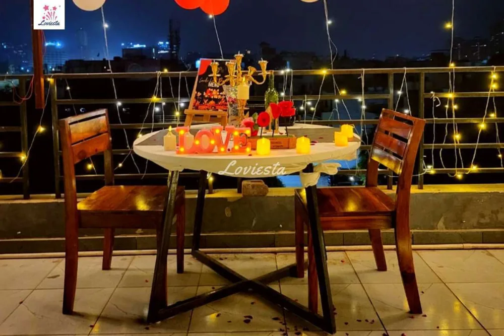 Rooftop Candlelight Dinner In Gurugram