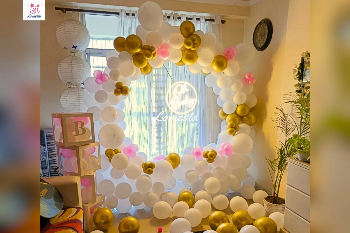 Cute Baby Shower Balloon Ring Decoration At Home
