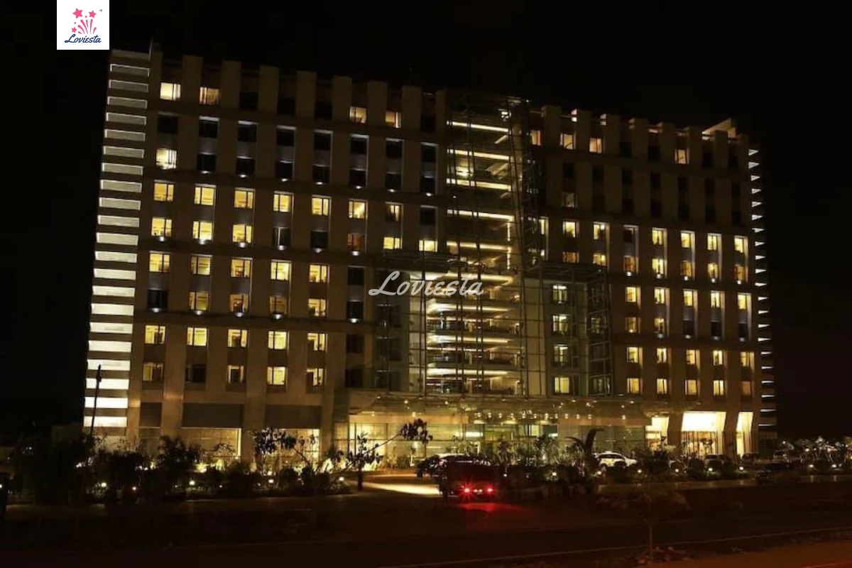 Poolside Candlelight Dinner In A 5Star Hotel In Wakad, Pune