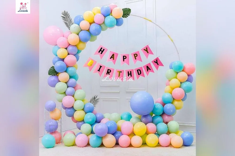 Cute Pastel Balloon Ring Decoration For Birthday Celebration